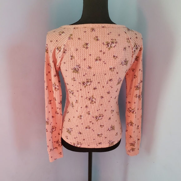 NWT Women's Ultra Flirt knit top - Picture 3 of 4